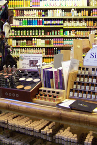 mana-natural-foods-paia-maui-vitamin-room More than vitamins here...