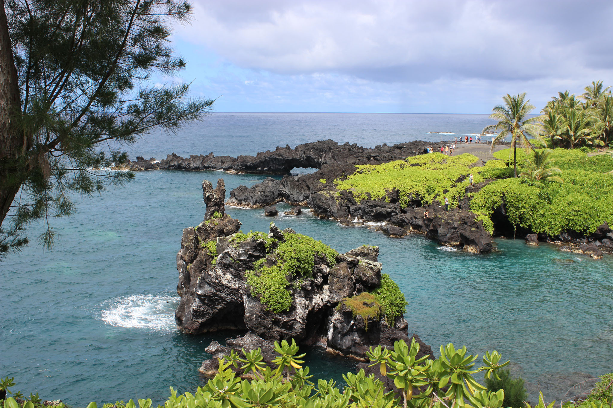 Wai anapanapa State Park Maui Guidebook
