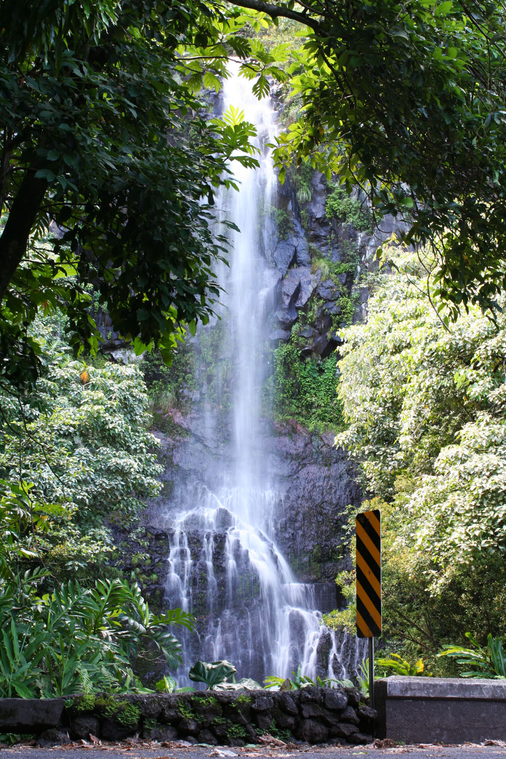 Wailua Falls | Maui Guidebook
